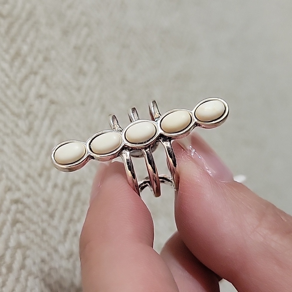 NORTH SOUTH BOHEMIAN COWGIRL RING